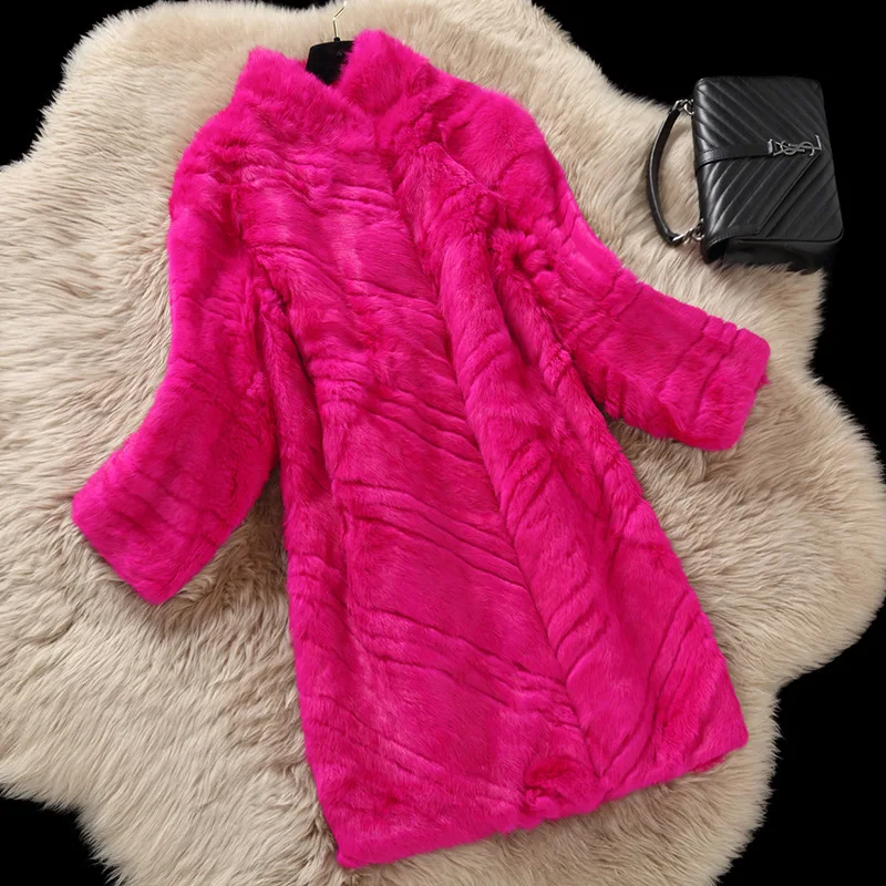 Женское пальто из натурального кроличьего меха осенне зимнее облегающее средней