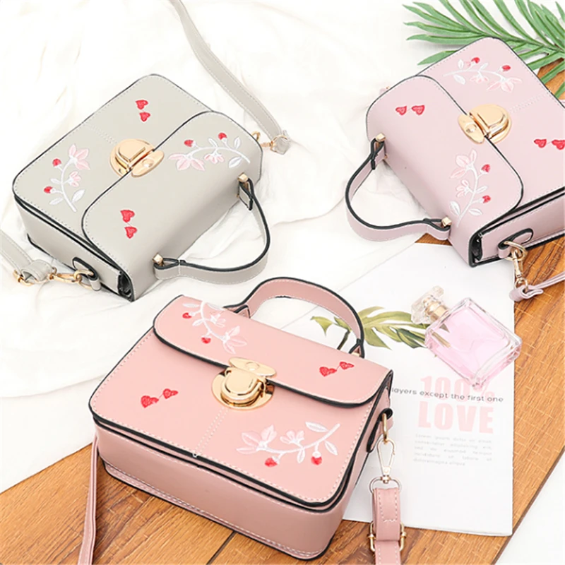 

LANVERA brand women floral totes hasp cover embroidery flap handbag hotsale ladies party purse crossbody shoulder messenger bags