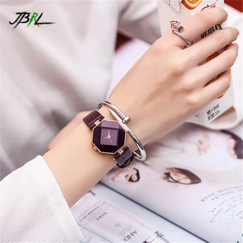 Аналоговые наручные часы в подарок для девочек простые квадратные детские