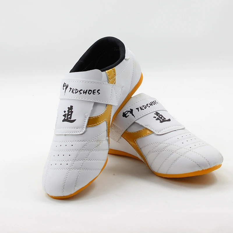 Дышащая обувь для тхэквондо из искусственной кожи с белыми полосками кроссовки