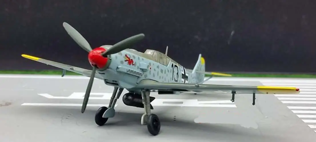 WWII Messerschmitt BF-109E-4 II/JG3 самолет 1/72 без литья под давлением легкая модель самолета |