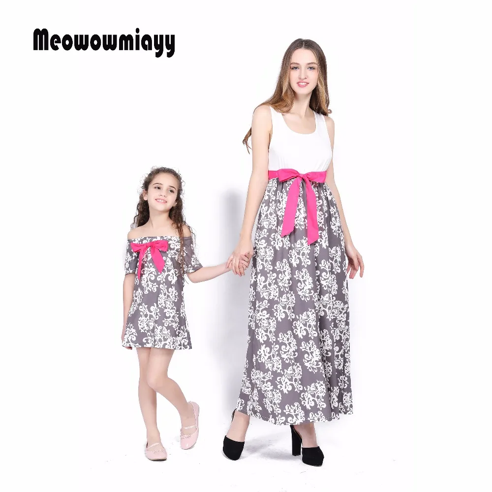 Для мамы и дочки 2018 летнее платье без рукавов с цветочным принтом для всей семьи