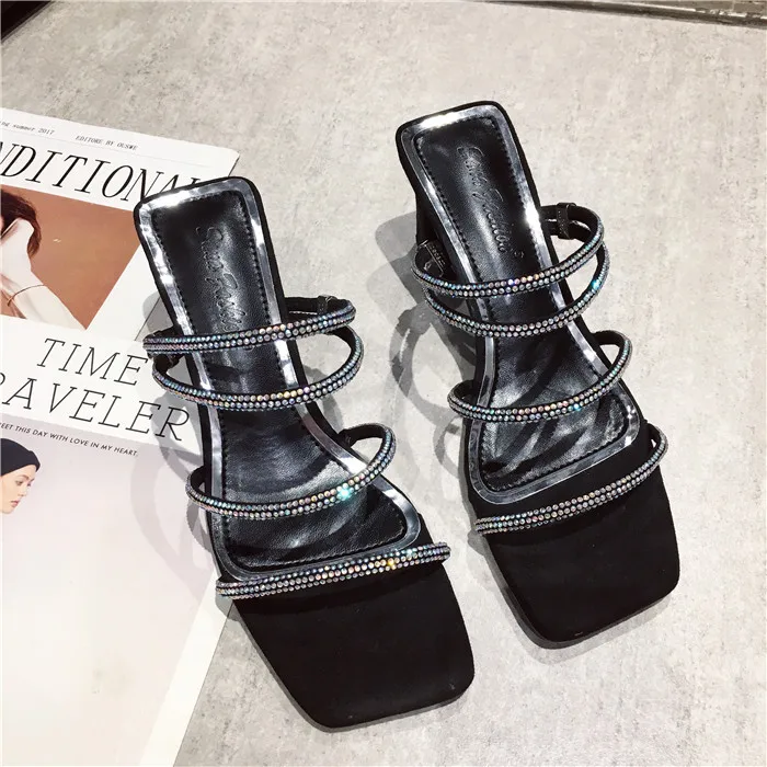 Slippers Heels Ladies Flip Flops Slides Woman Shoes Luxury Flock Square heel High Flip-flops Sliders Summer Designer Crystal