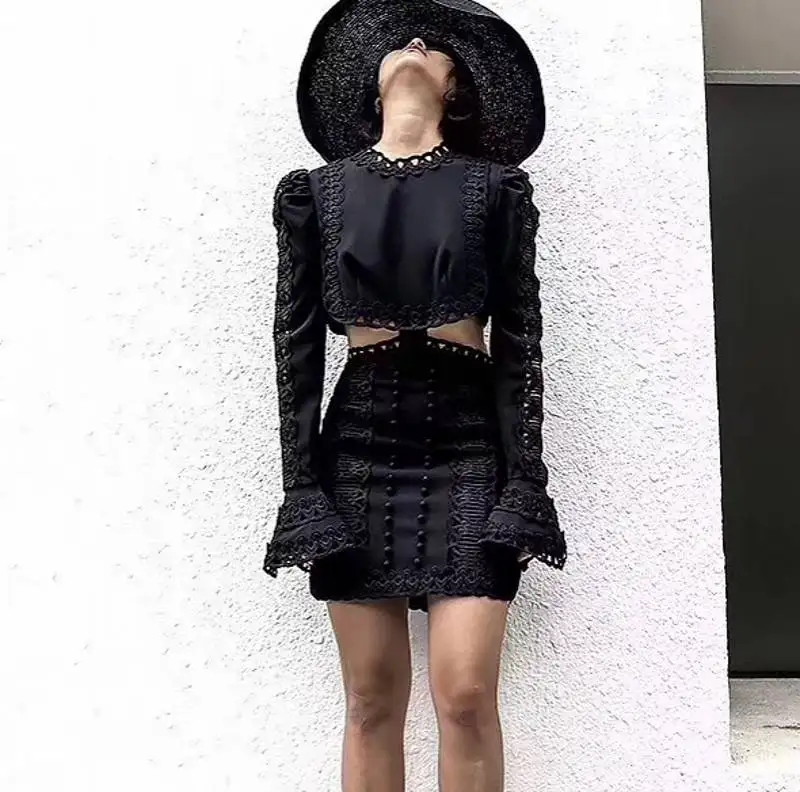 

2019 summer autumn Women Dress Designer Hollow Out Embroidery Long Sleeve O neck Flare Sleeve Party Dress