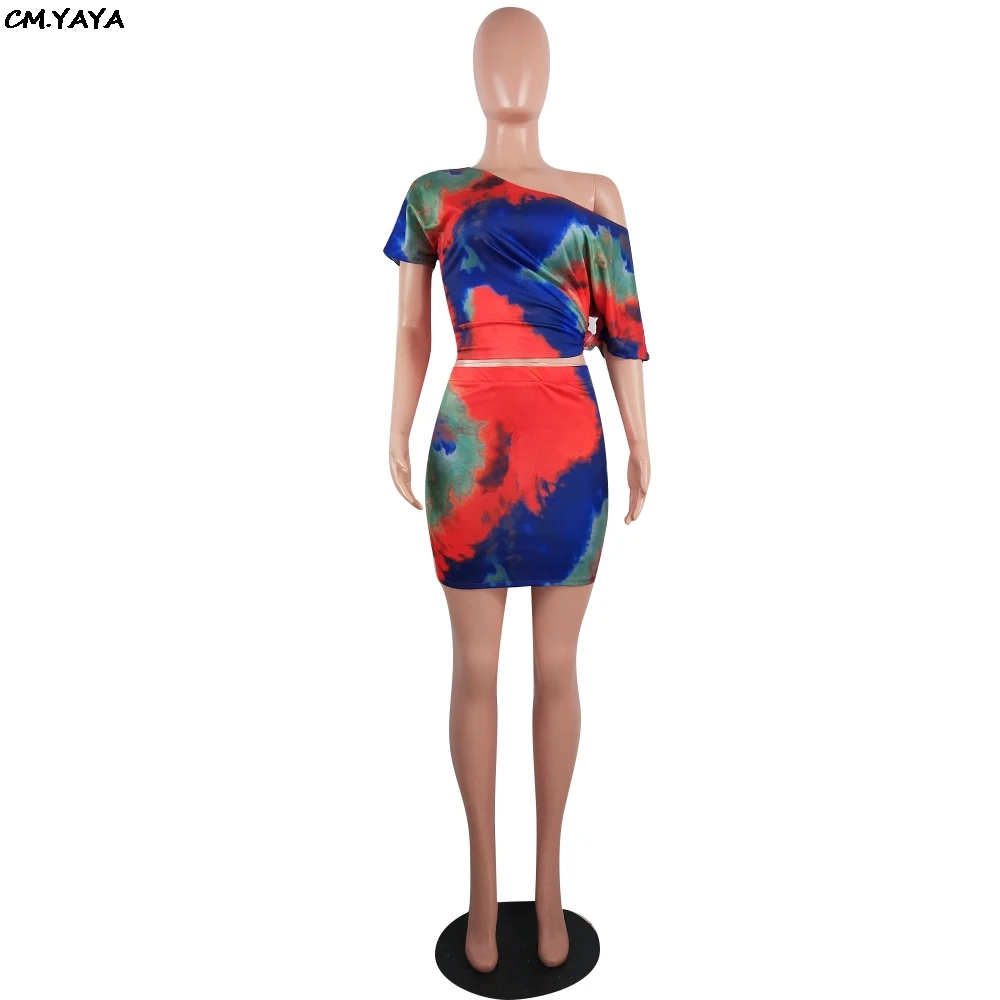 Женский облегающий костюм тройка с открытыми плечами черная футболка короткими