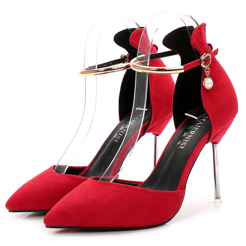 Большие размеры пикантные классические туфли-лодочки на высоком каблуке с