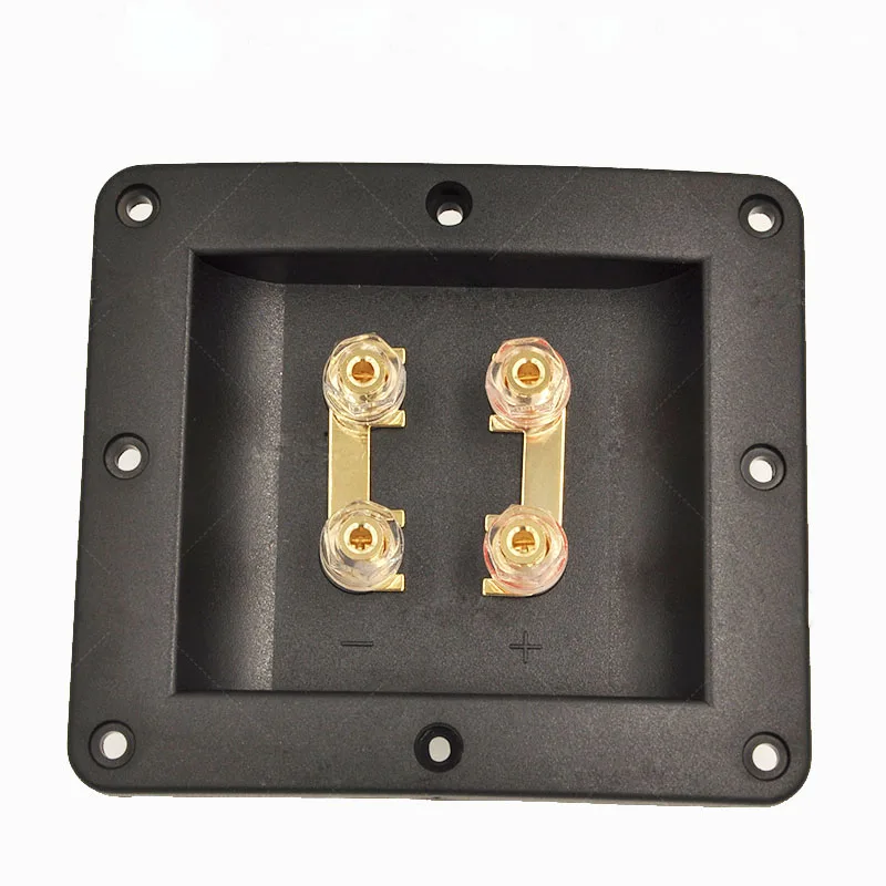 Разъем аудиокабеля Клемма четыре динамика Соединительная коробка проводная