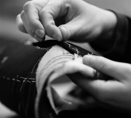 Новинка 2017 деловой женский костюм на заказ офисный бежевого цвета