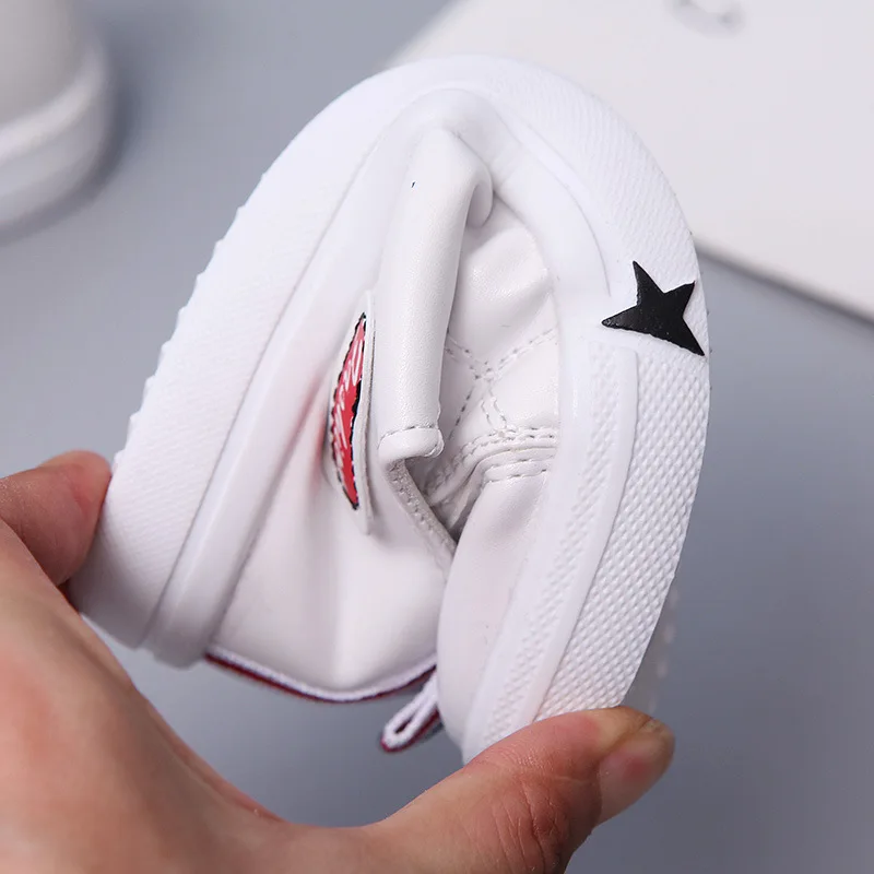 Белые детские кроссовки Высокое качество Повседневная кожаная обувь для