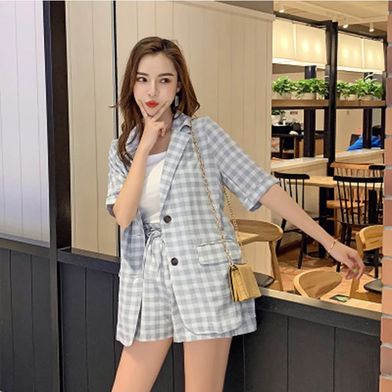 Женский клетчатый костюм свободный приталенный пиджак с коротким рукавом и