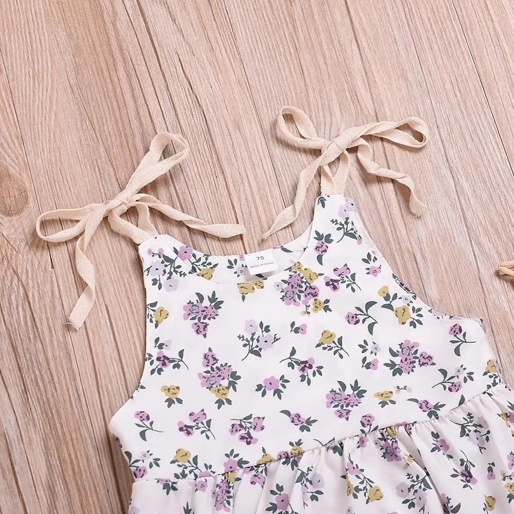 Комбинезон на бретелях с цветочным принтом для маленьких девочек комбинезон без