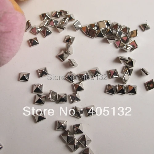 RC-160-2 200pcs/bag 4*4mm Silver Color Sqaure Plastic Spike Stud Nail Art&ampCellphone Decoration | Красота и здоровье