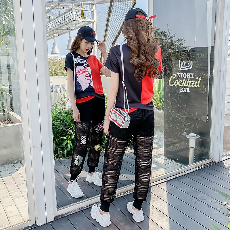 Мода Harajuku Для женщин комплект Лоскутная футболка с короткими рукавами + брюки в