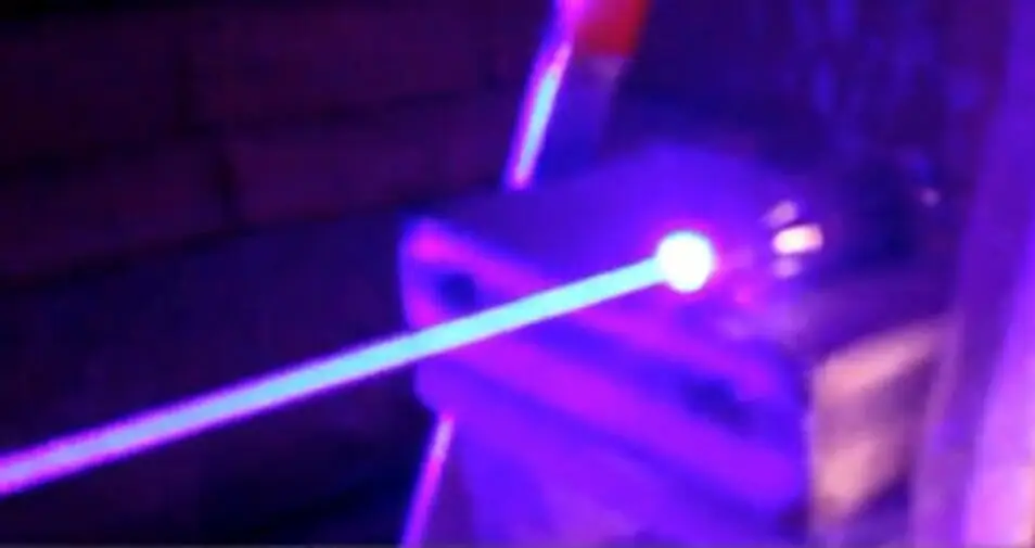 Новинка! Фокусируемый высокой мощности синий лазерный указатель с 5 звезд Шапки