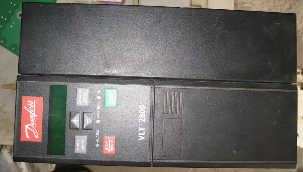 Использованный старый инвертор 5.5KW и 7.5KW Danfoss серии VLT2800 5.5KW/7.5kw|danfoss inverters|inverter