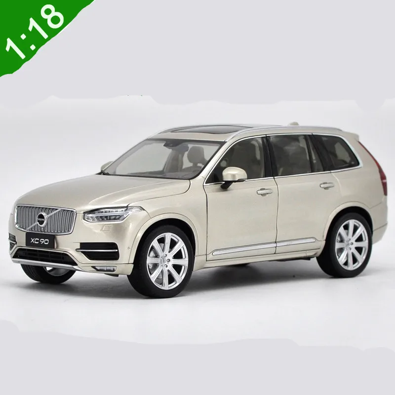 1:18 Diecast Model Car SUV Toys For Volvo XC90 2015 Black Alloy toys model with Steering wheel control With Original Box | Игрушки и