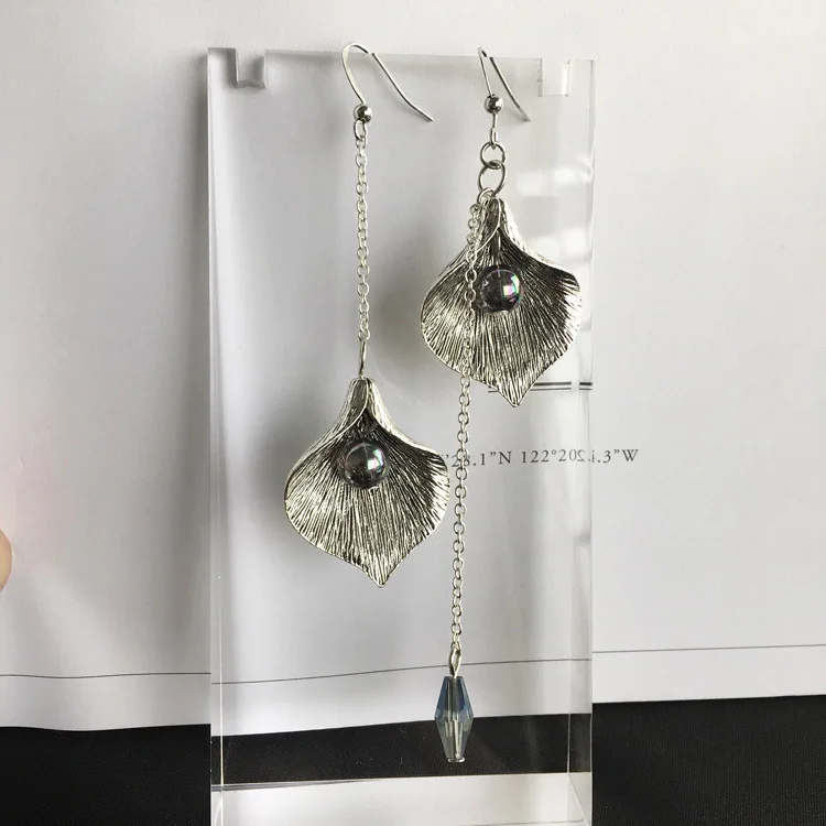 Новая личность моды Винтаж асимметричные серьги темперамент цветы Petal Drop Earrings