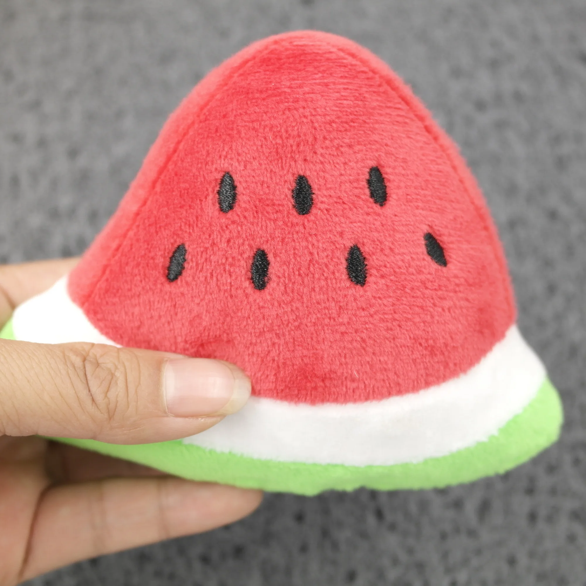Watermelon Новые игрушки для собак и кошек Pet жевательная игрушка-пищалка для щенков плюшевый звук милые различные стильные игрушки товары для животных - Цвет: Watermelon