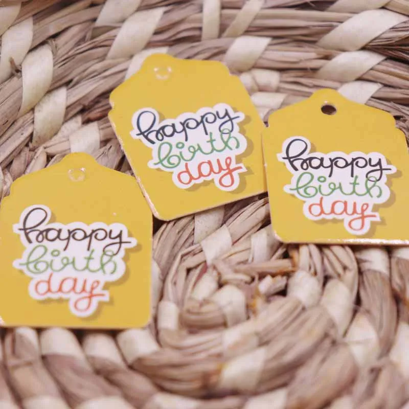 NEW DIY 100Pcs happy birthday day card small cute Favourate Tag Shinning and New Design Garment Label Paper For | Украшения и