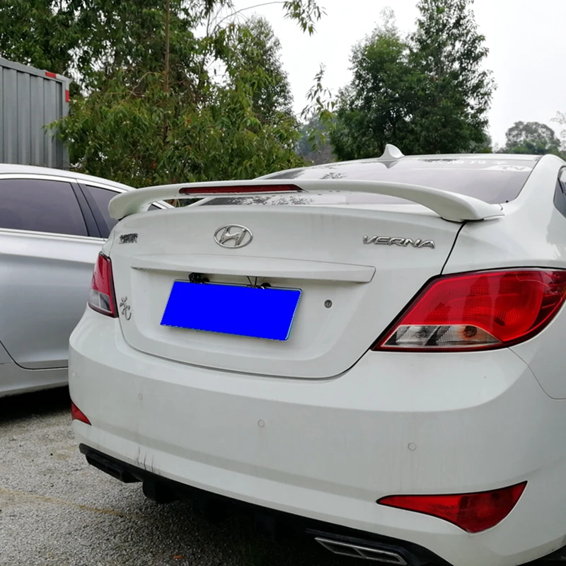 Для Hyundai Verna спойлер 2011-2018 светодиодные фонари высокое качество АБС материалы