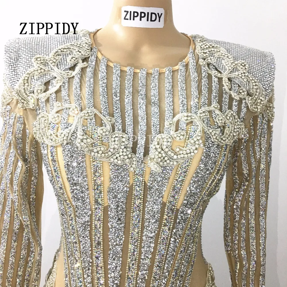 Рисунок 5 - Яркое блестящее платье стразы с кристаллами