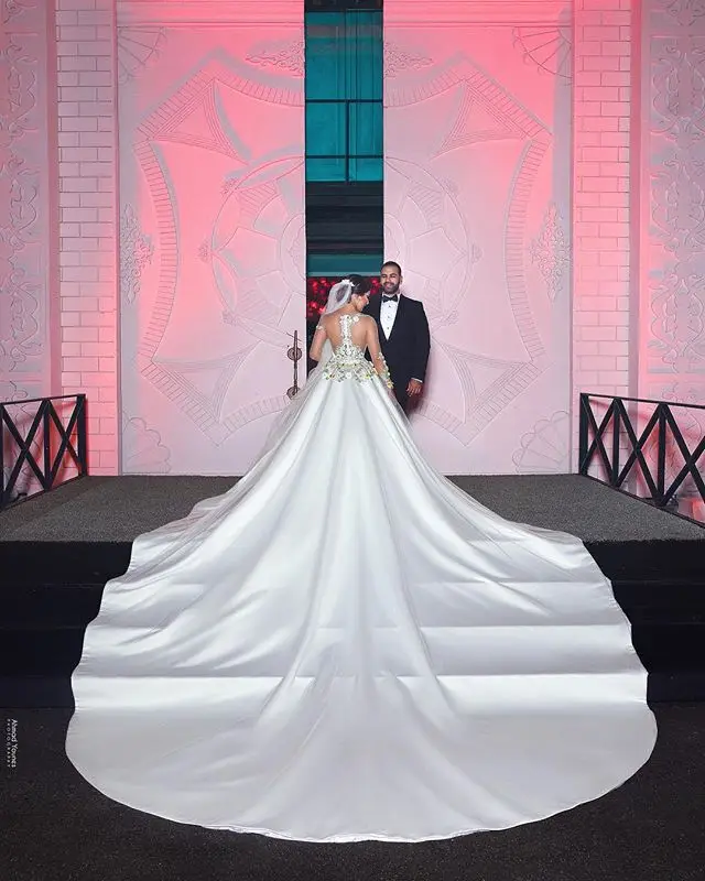 

Robe de mariee Beach Wedding Dress One Shoulder Chapel Longo Train Custom Bride Dress Bridal Gowns Vestido de noiva