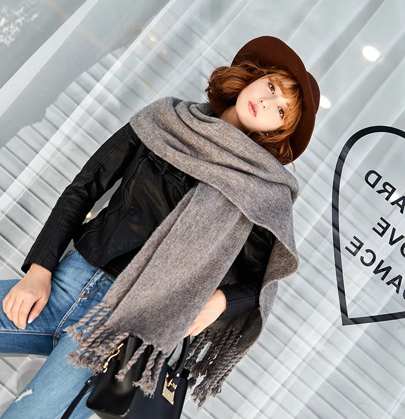 

VOHIO Fashionable gold silk knot tassel knit wool scarf students warm wool yarn cashmere scarf winter scarf women Christmas gift