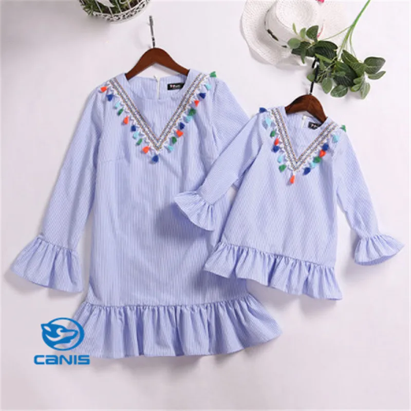 Одинаковая одежда для семьи мини платье в полоску с короткими рукавами и