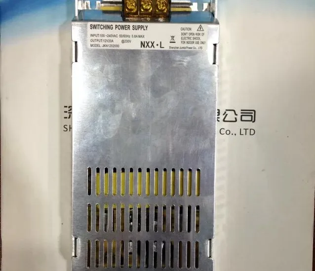 Ультра тонкий светодиодный импульсный источник Питание 12 V 20A 240 W Электронный