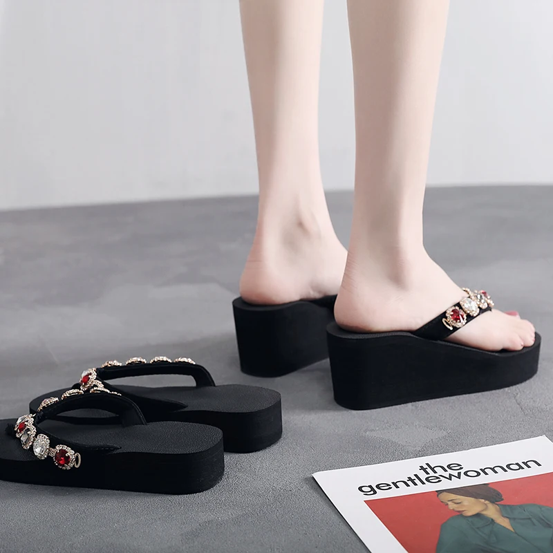 Женские богемные шлепанцы Adisputent пляжные на танкетке с бисером и цветами Летние