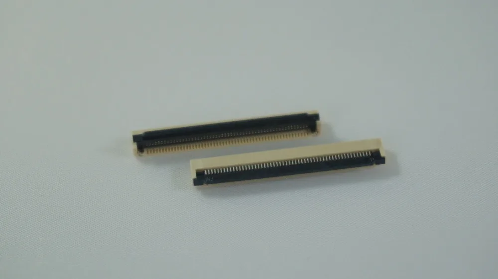 

1000 . FPC 0,5 54Pin SMD - solderable Rohs