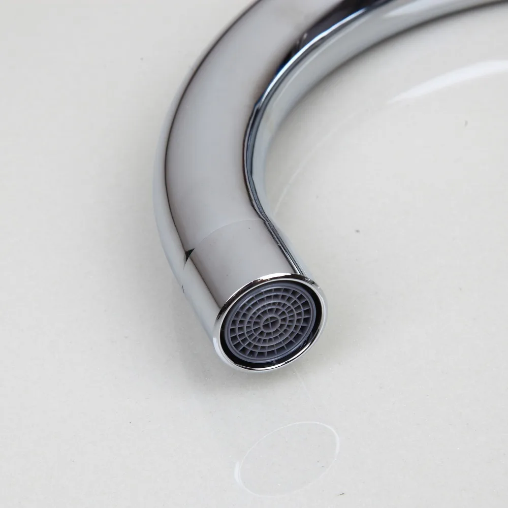 Роскошный смеситель для кухни 360 градусов по умеренной цене хромированный