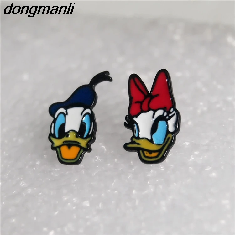 P319 dongmanli новые 1 пары Дональд Дак и серьги в виде ромашек мультфильм для женщин, девочек, детей, прекрасные подарки