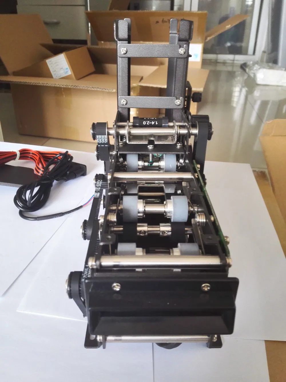 RS-232/ttl интерфейс автоматический диспенсер для карт/Электронный диспенсер для карт, IC/RFID диспенсер для пластиковых карт