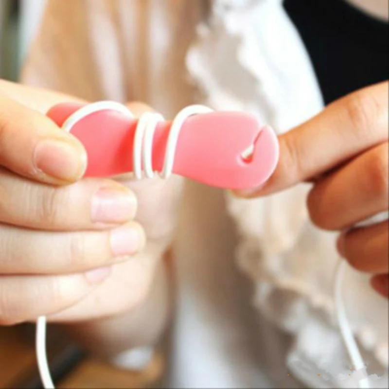 Органайзер резиновый держатель кабеля для намотки наушников случайный цвет