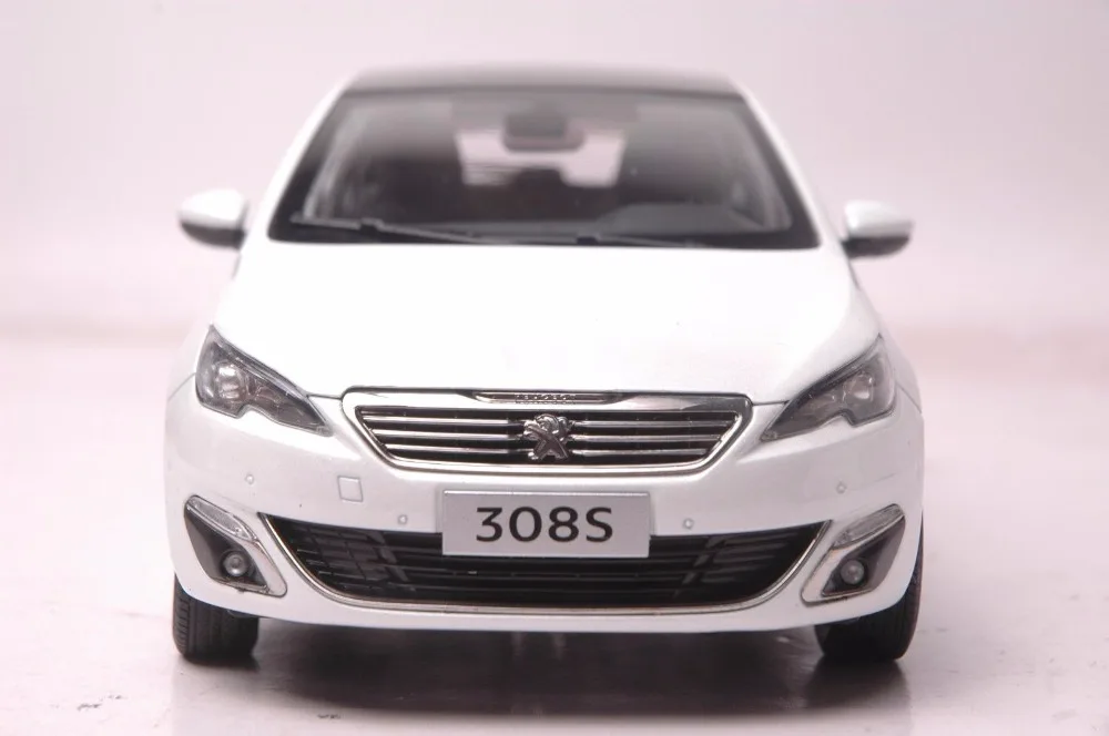 1:18 литья под давлением модель для peugeot 308S белый хэтчбек сплав игрушечный автомобиль миниатюрная коллекция подарок 308