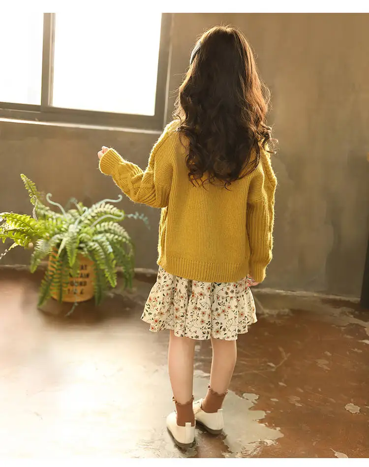 INS hot Baby Girls knit cardigan 3-11 years old kids sweater Single-breasted vertical striped crossover cardigan fashion