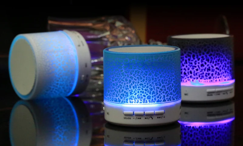 Светодиодный мини Bluetooth Динамик Портативный Беспроводной звуковой ящик карты