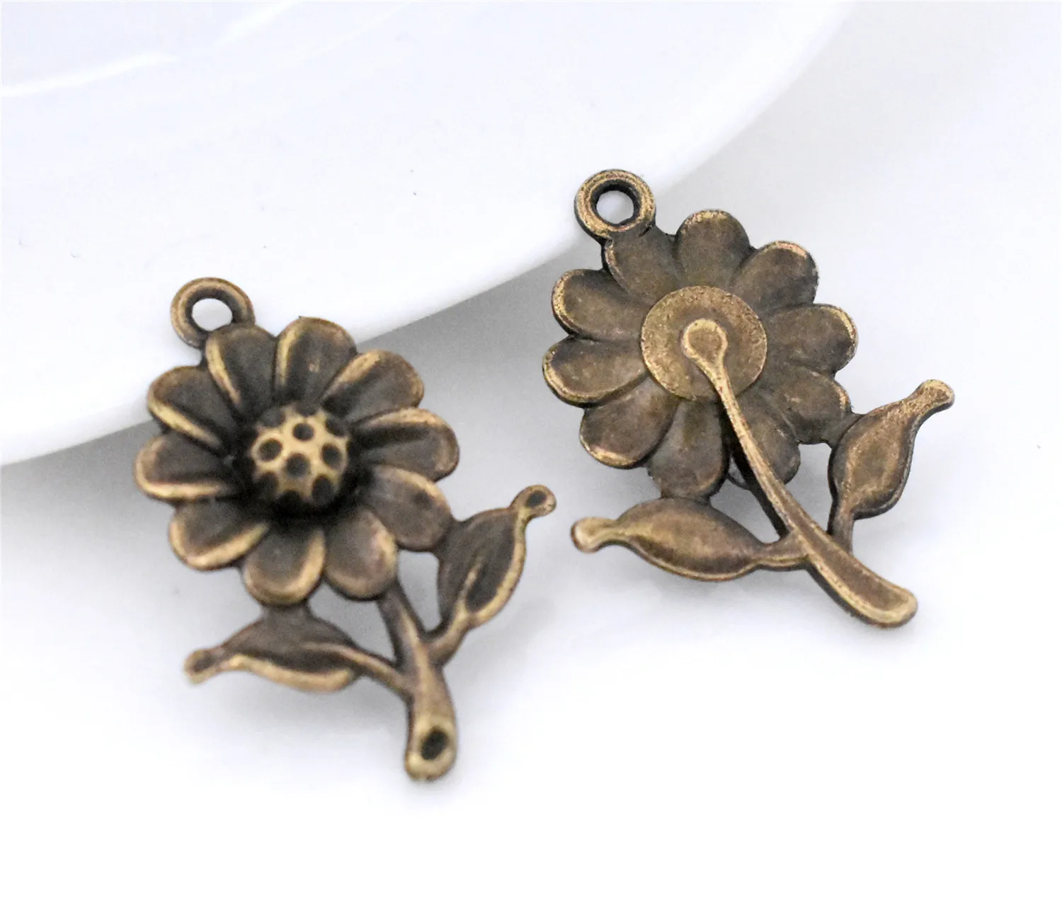 Подвеска Подсолнух с бронзовым покрытием и серебром 28 х18 мм 10 шт./лот | Украшения