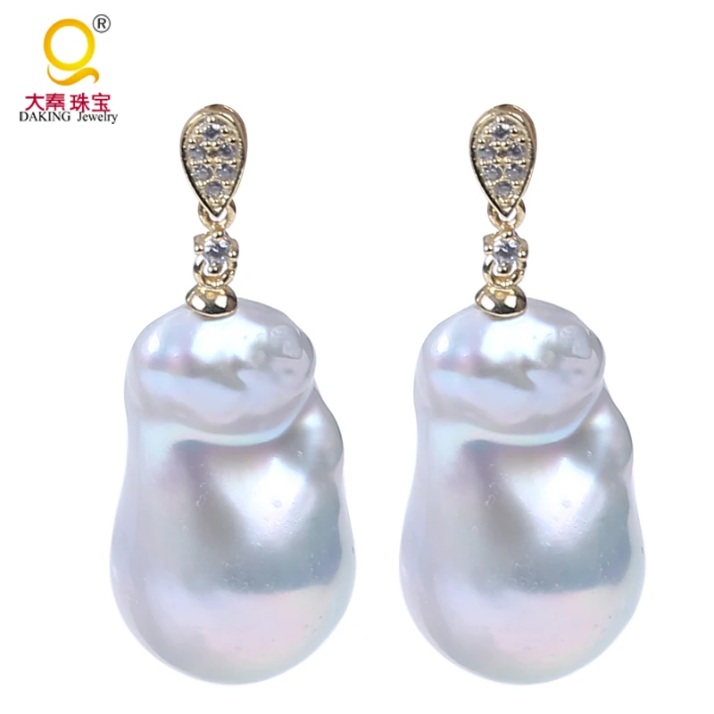 Серьги-пусеты с барочным жемчугом серьги пресноводным серьги-пусеты белым