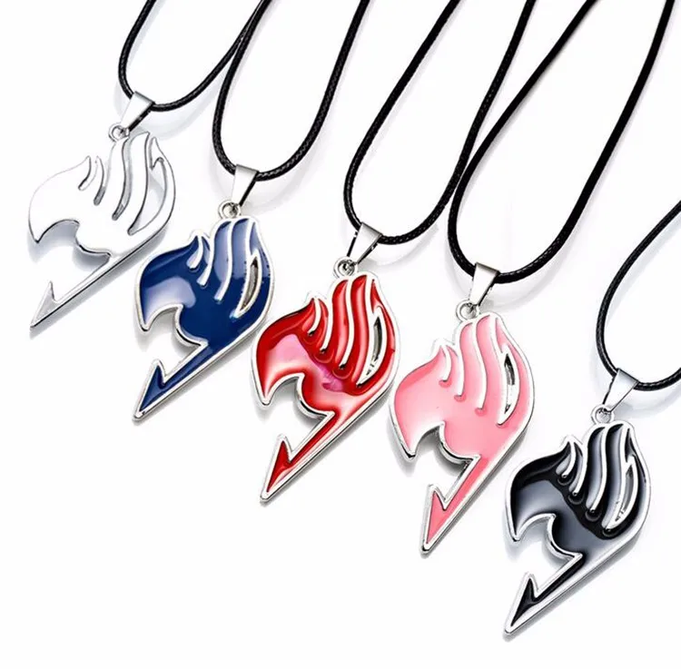 

10 pcs/lot Alloy FAIRY TAIL Anime Action Figure Cosplay Cute Cartoon 5 Colors Fairy Tail Guild Logo Pendant Necklace Kids Toys