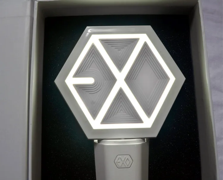 1 шт. светящаяся палка EXO KPOP White Ver. 3 0 Sehun Chanyeol Lay Concert Lightstick три модели