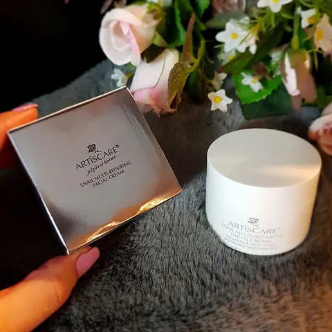 ARTISCARE Восстанавливающий увлажняющий крем для лица
