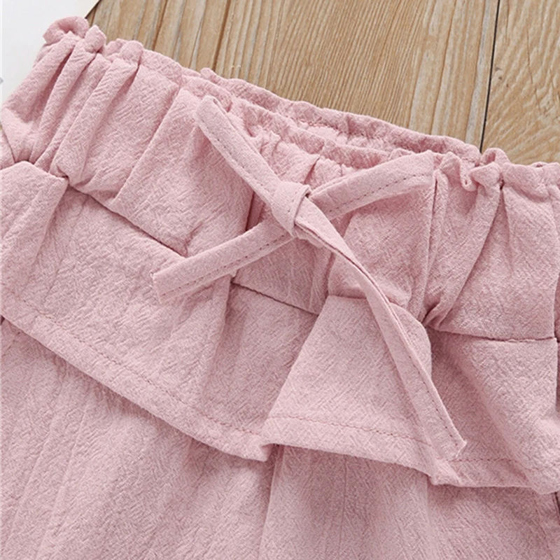 SHEIN/детская блузка с вышивкой и рюшами для маленьких девочек и шорты; милые комплекты; коллекция года; летняя детская одежда без рукавов с завязками на талии