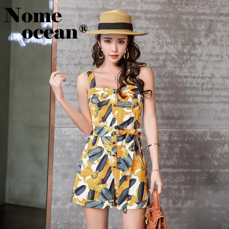 Single Breasted Button Women's Jumpsuits Spaghetti Strap Women Shorts Playsuits 2018 Summer Belted Short Jumpsuit M18042605 | Женская
