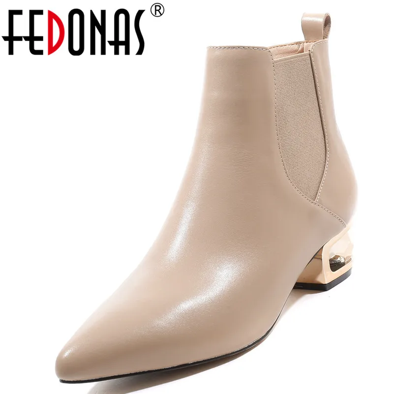 Женские ботильоны на высоком каблуке FEDONAS теплые зимние из натуральной кожи с