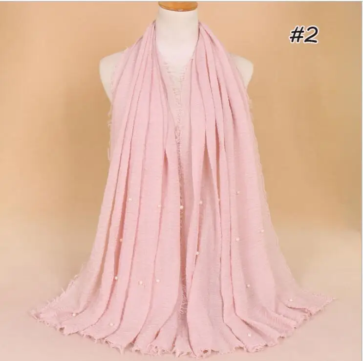 2 light pink Мусульманский женский однотонный шарф-хиджаб, Женский хлопковый высококачественный платок с жемчугом, зимние шали 190x100 см - Цвет: 2 light pink