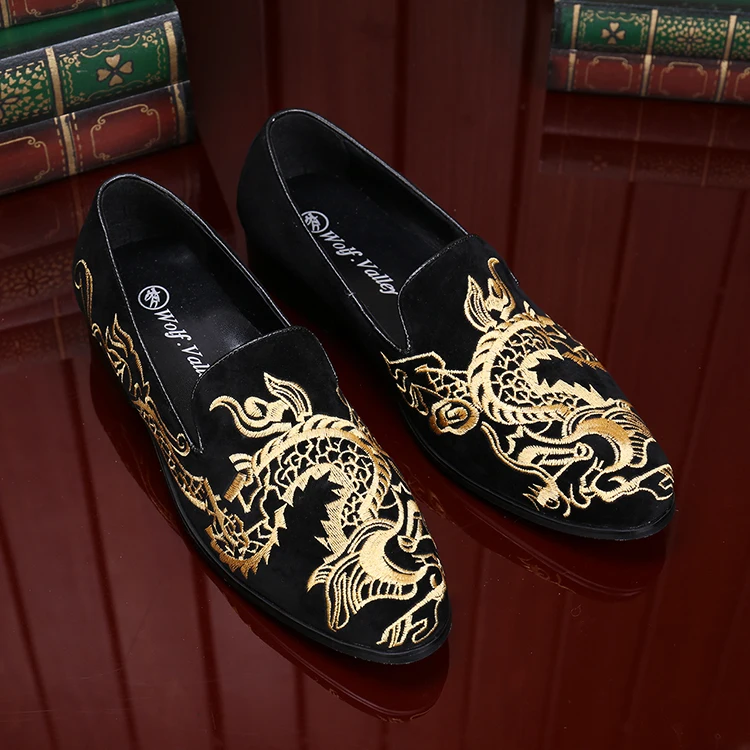 Туфли ручной работы с круглым носком модные лоферы вышивкой без застежки плоская