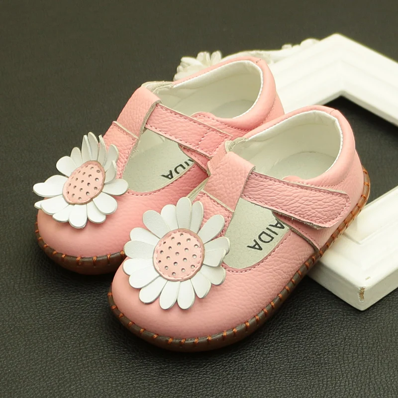 Детская кожаная обувь с цветами детская мягкой подошвой для малышей