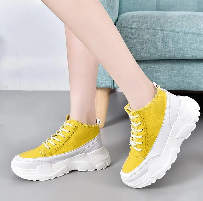 Брендовые дышащие женские кроссовки; tenis feminino; повседневная Летняя обувь белого цвета; женская обувь на толстой подошве; женская обувь на массивном каблуке